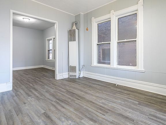 4th image of 1125 N Mozart St #2