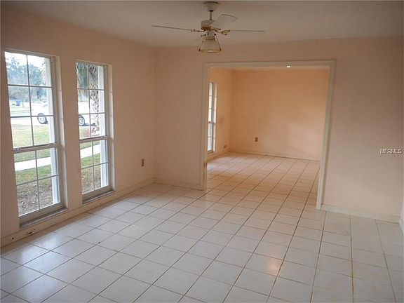 5th image of 113 Woodcrest Ln
