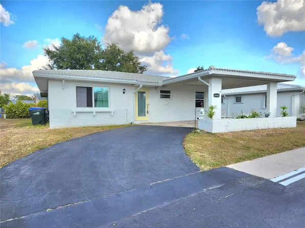 8940 Pickwick Rd, North Port, FL 34287