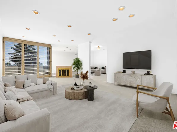 10739 Ashton Ave APT 204, Los Angeles, CA 90024