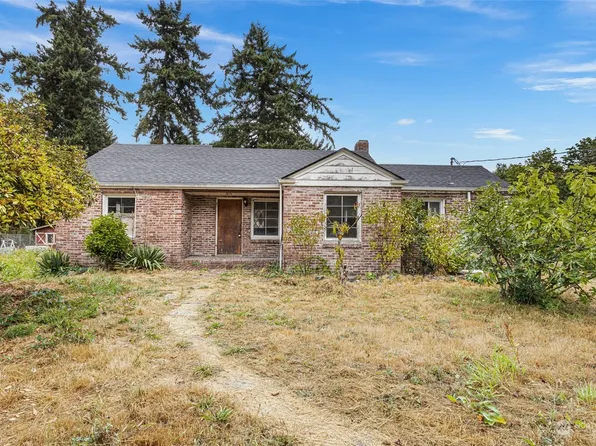 7615 Vickery Avenue E, Tacoma, WA 98443