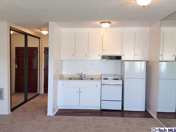 4th image of 18307 Burbank Blvd Unit 328