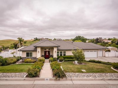 1312 Crown Way, Paso Robles, CA, 93446