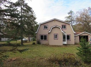 6215 Cooper Rd, Hale, MI 48739