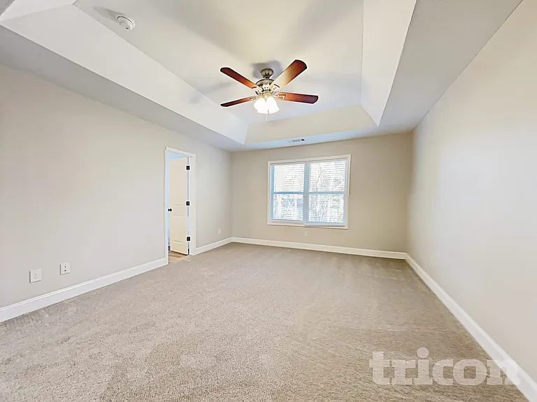 1656 Deer Creek Ln — Photo 7