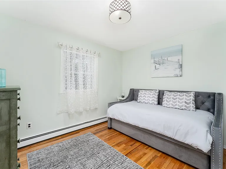 8 Wakeman Ct — Photo 15