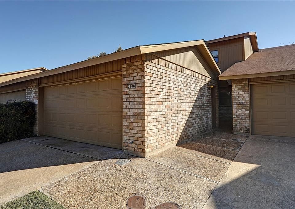 1st image of 3108 E Park Dr