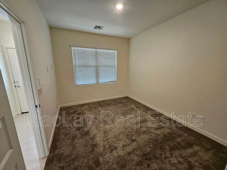 4061 E Pony Ln #101 — Photo 15