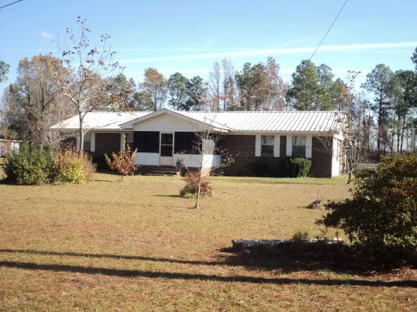 891 S Robinson St, Lenox, GA 31637