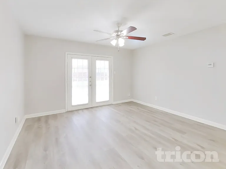 9007 Gauguin Dr — Photo 3