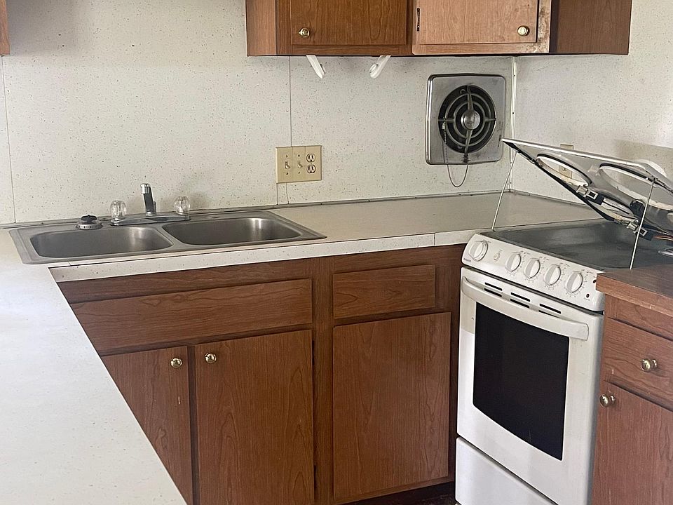 1st image of 6055 Clifford St