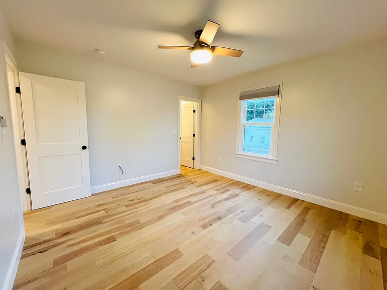31 Park Ave #31B — Photo 12