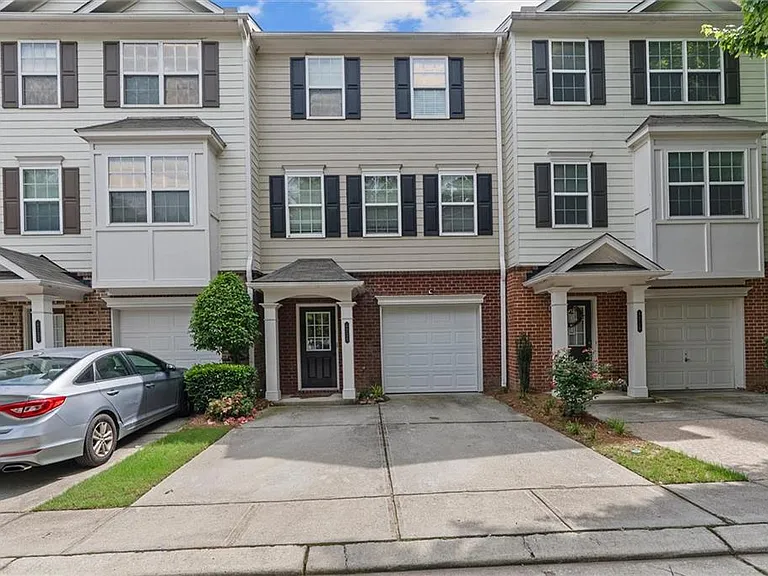 6720 Stoneleigh Way #9 — Photo 1