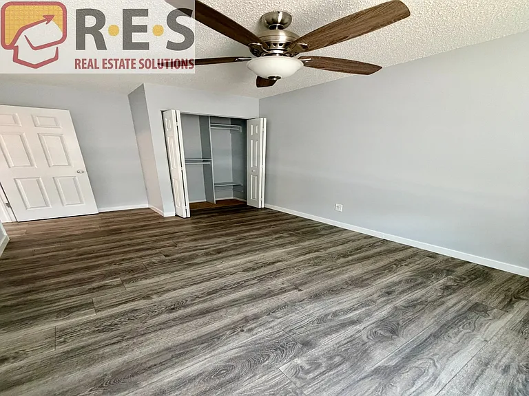 4691 Newton Dr — Photo 6