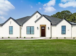 617 Pillar St, Azle, TX 76020