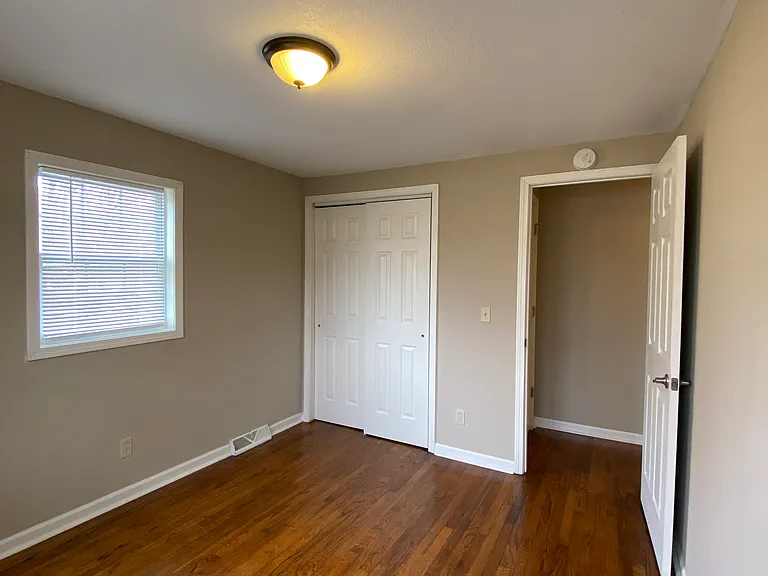 112 Meadow River Dr — Photo 15