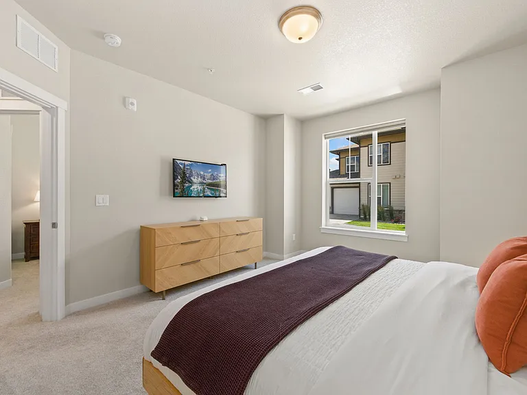 926 Schlagel St #2 — Photo 17