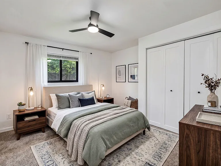 2535 Lysle Ln #1B — Photo 10
