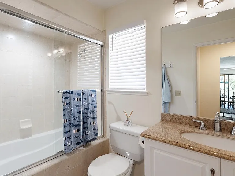 920 Lighthouse Ave #E — Photo 7