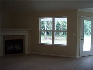 4th image of 3130 Alexandria Dr