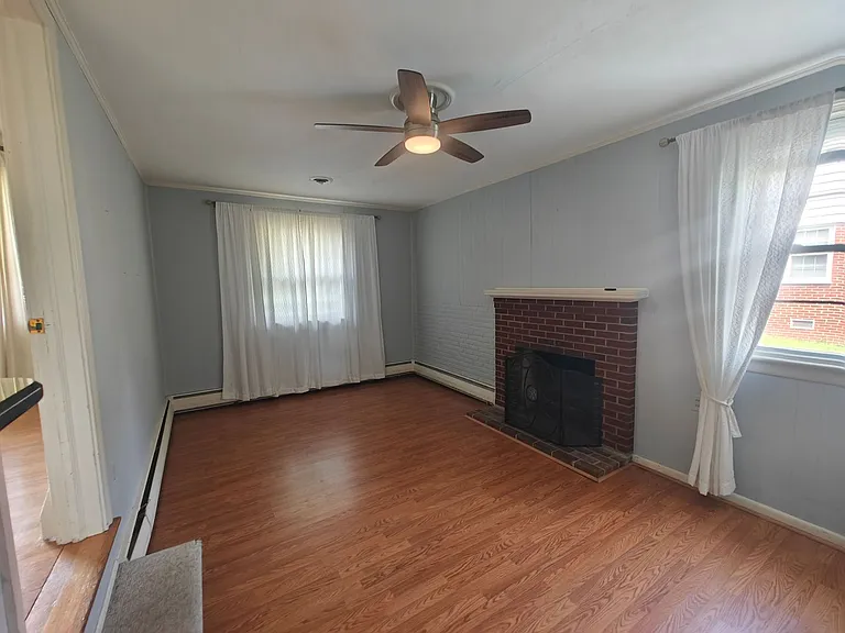 9510 Overhill Rd — Photo 7