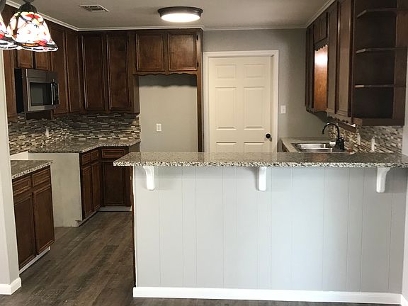 4th image of 309 Hessler Dr