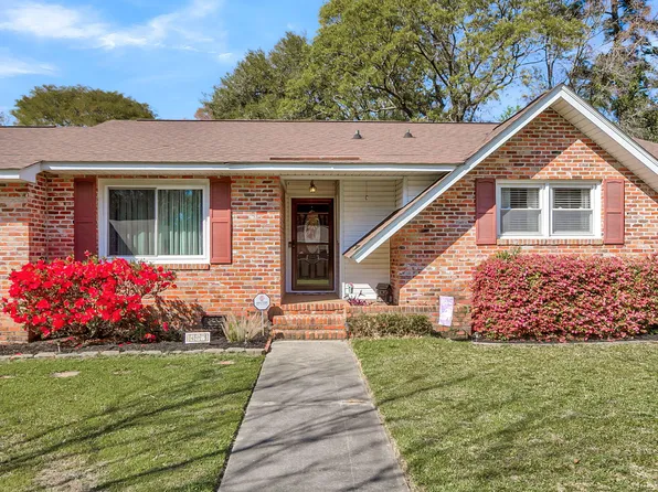 407 Rose Ln, Summerville, SC 29485