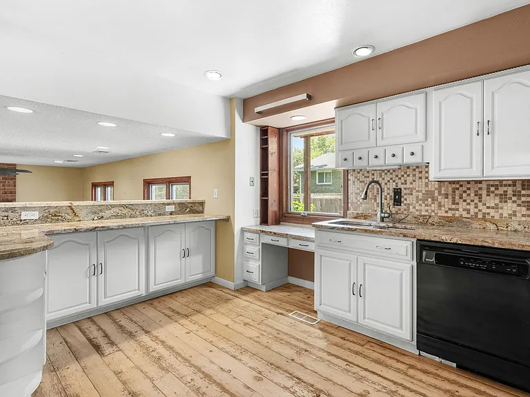 6893 Gray Cir — Photo 10