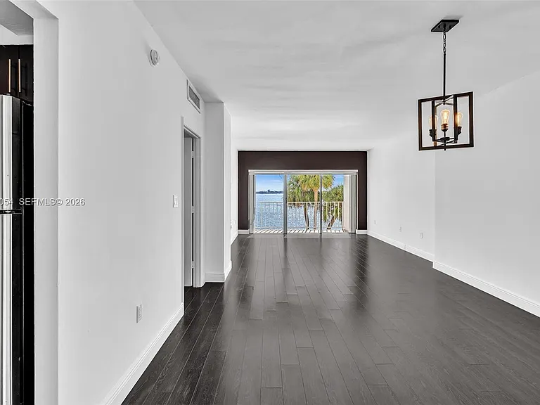 500 Bayview Dr #228 — Photo 3