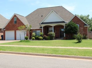308 E Richmond Ter, Mustang, OK 73064