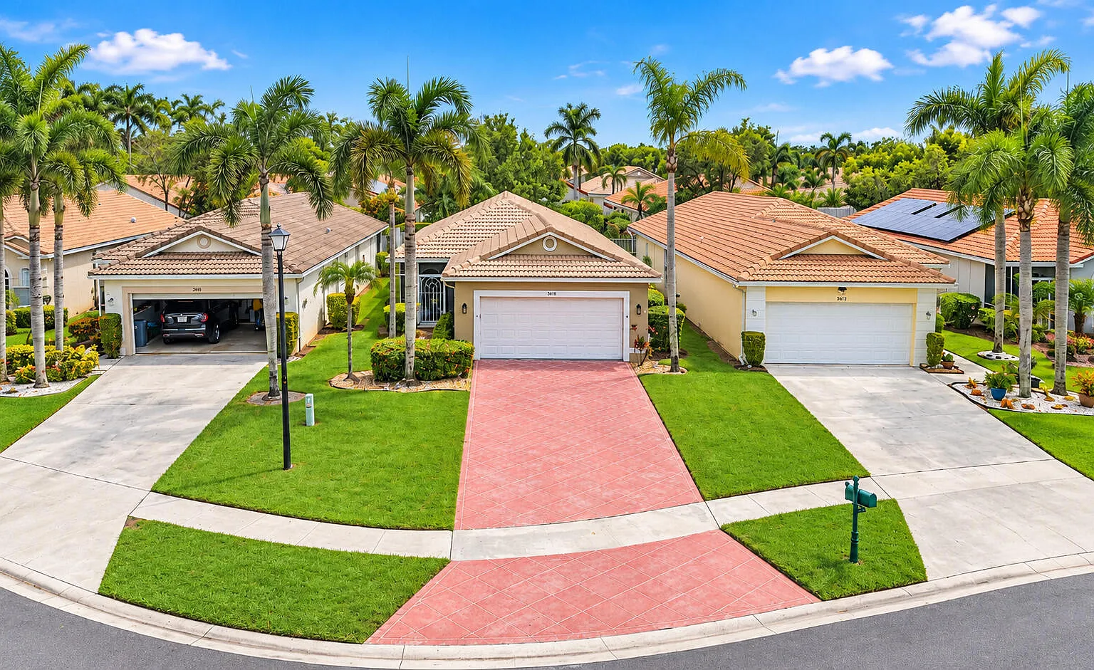 3 bed, 2.0 bath, 1705 sqft, $3,500 — Photo 1