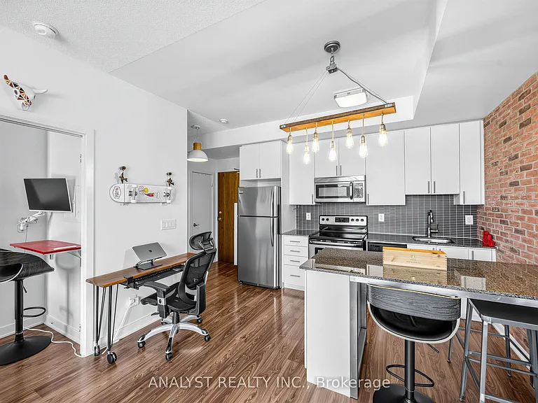 260 Sackville St #504 — Photo 10