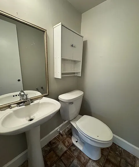 2259 Robin Lyn Ct — Photo 9