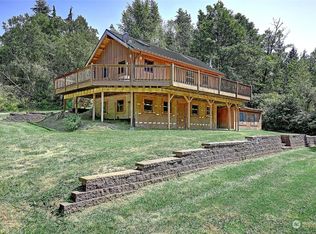 843 Big Sky Ln, Camano Island, WA 98282