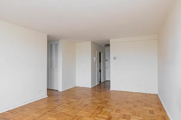 Sold by Keller Williams Realty Landmark | media 41