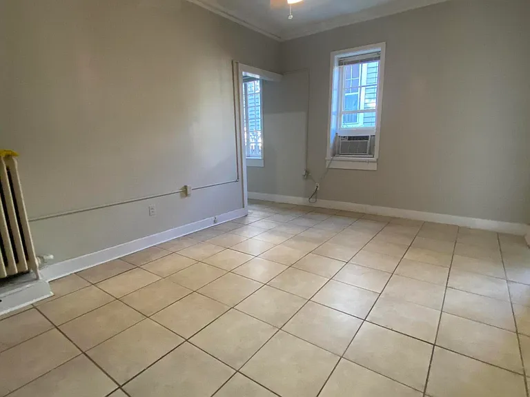 202 S 3rd St #11 — Photo 9