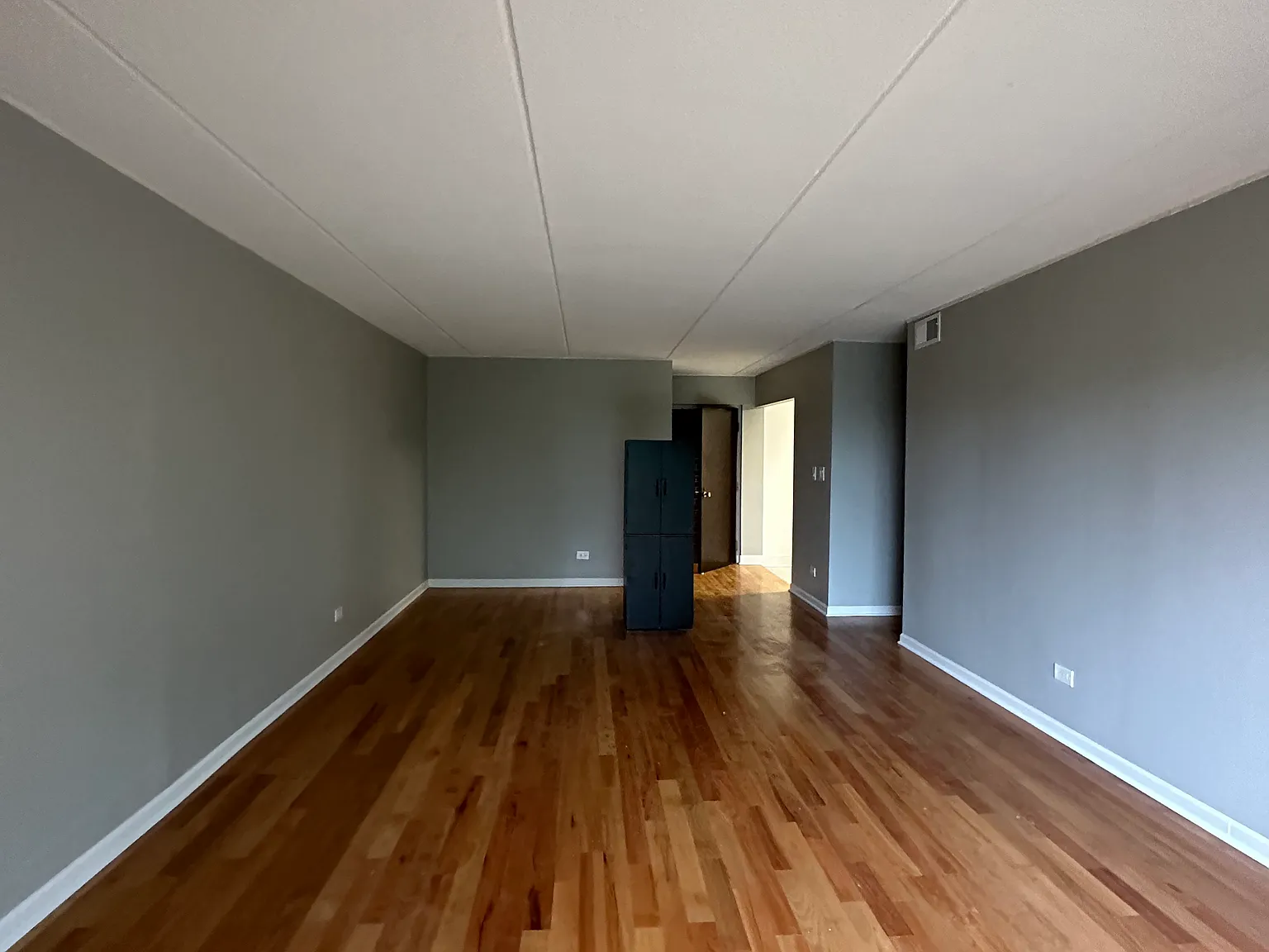 2 bed, $1,950 — Photo 4