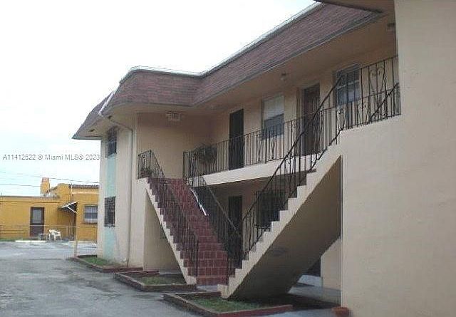 1st image of 735 NW 13th Ave APT 3