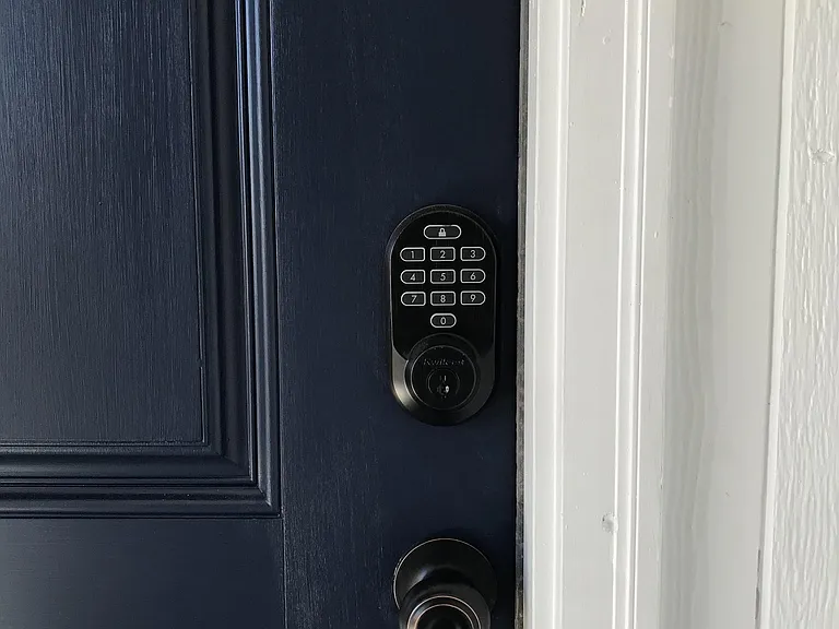 405 E Smith St #201 — Photo 11