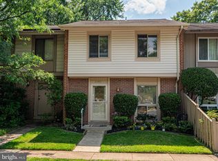 1191 Autumnhaze Ct, Herndon, VA 20170