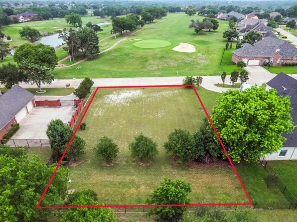 1005 Place Louie, Desoto, TX 75115