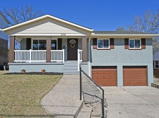 1238 Oak Knoll Dr, Cincinnati, OH 45224