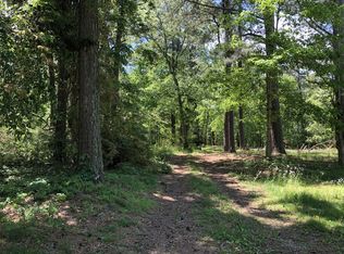 1549 Trace Ck Rd, Mc Ewen, TN 37101