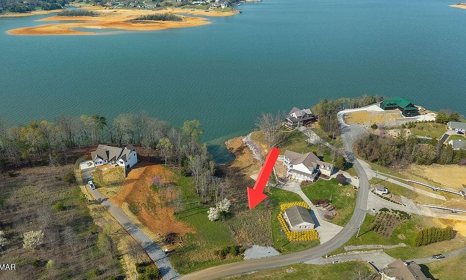 1st image of 3986 Island View Rd