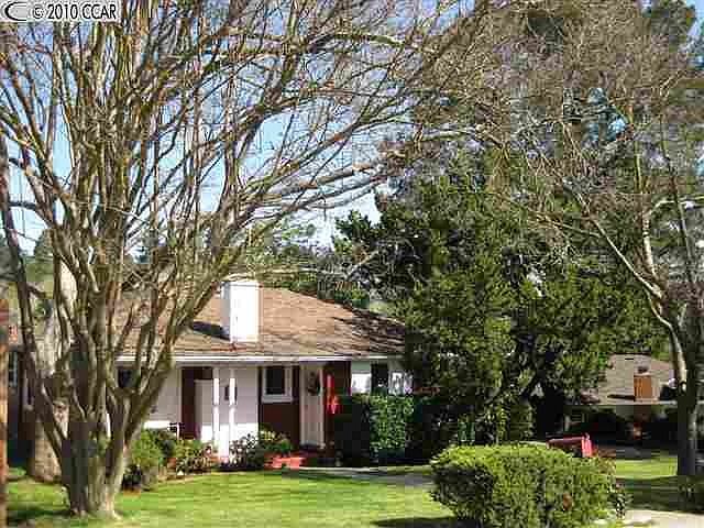 1st image of 4 Abbey Ct