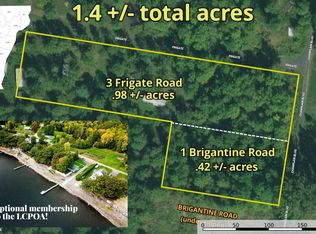 3 Frigate Rd, Grand Isle, VT 05458