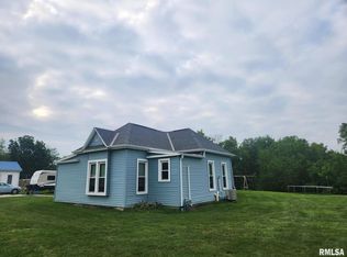 206 W Center St, Loraine, IL 62349
