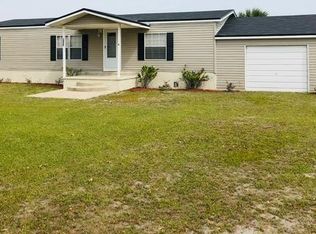 1856 Spring Lake Dr, Folkston, GA 31537