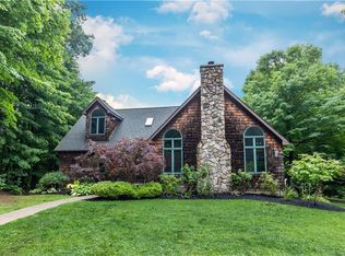 80 Lord Rd, Fairview, PA 16415