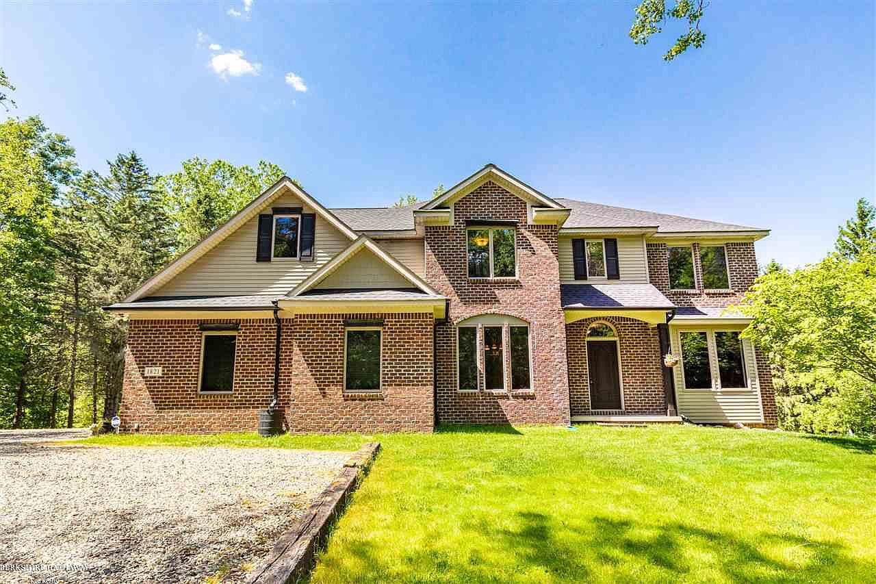1821 N Summers Rd, Imlay City, MI 48444 Zillow